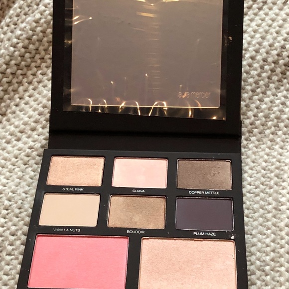 Laura Mercier Daring By Day - Picture 4 of 4